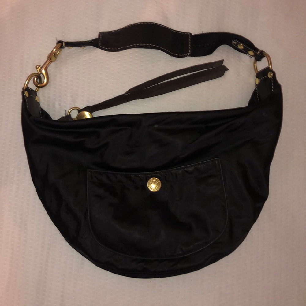 black shoulder Coach bag
